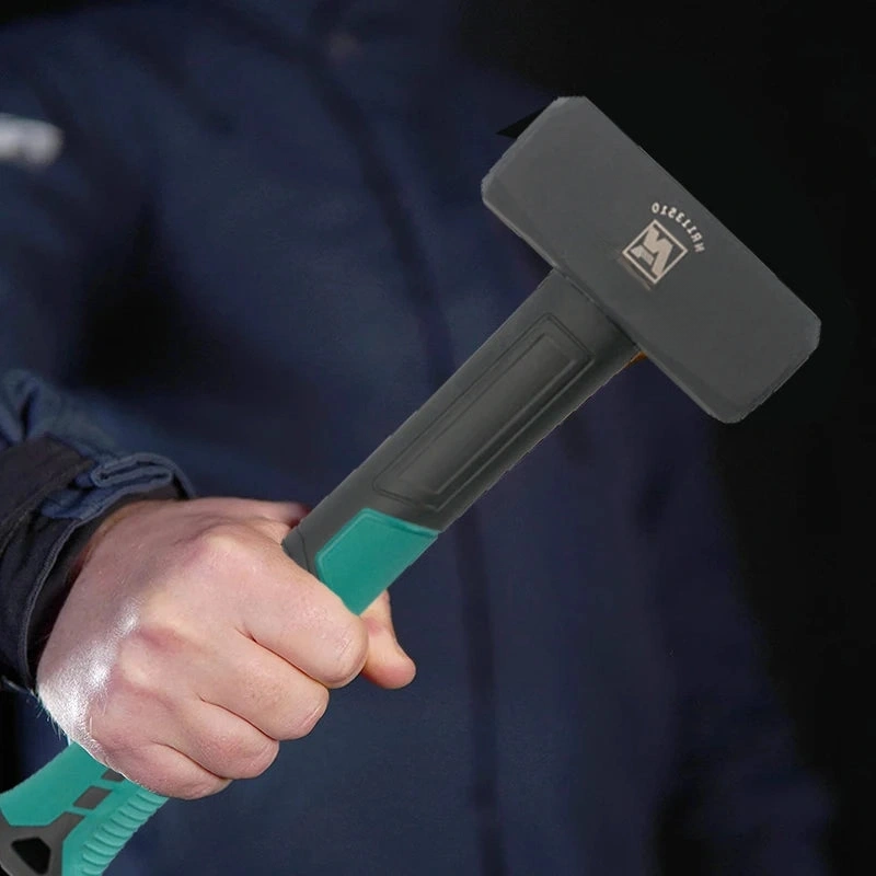 Marteau de maçonnerie robuste avec manche en fibre de verre