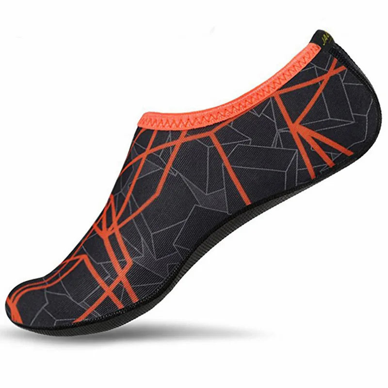 Chaussures aquatiques à séchage rapide pour hommes, chaussettes aquatiques légères à enfiler pour la plage, la piscine, le yoga et le surf, grande taille disponible