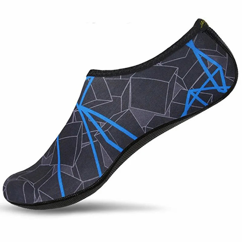 Chaussures aquatiques à séchage rapide pour hommes, chaussettes aquatiques légères à enfiler pour la plage, la piscine, le yoga et le surf, grande taille disponible
