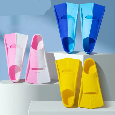 Kids Silicone Swim Fins ¨C Flexible Flippers for Pool, Diving, and Swim Training (XXS¨CXL)