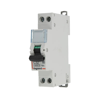 Circuit breaker - 32A