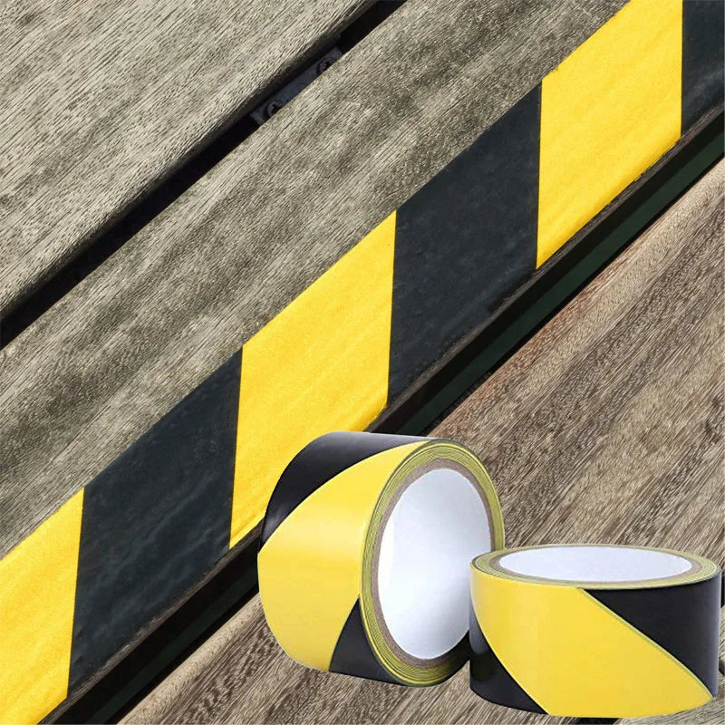 Nastro di sicurezza a strisce nere e gialle 48mm x 15M ideale per avviso di pericolo, distanziamento sociale, pavimento di magazzini e palestre